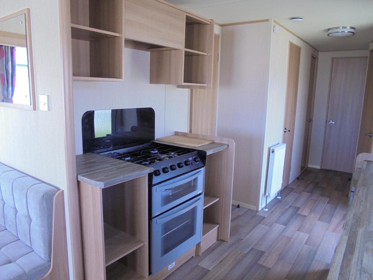 Kingfisher : Horizon Ii:- 8 Berth, Close To Site Entrance Ingoldmells Exterior foto