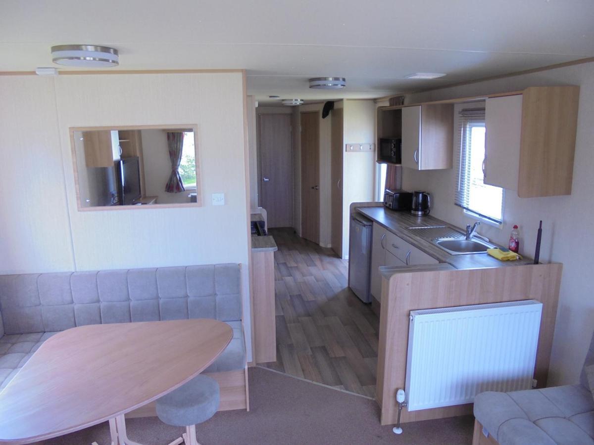 Kingfisher : Horizon Ii:- 8 Berth, Close To Site Entrance Ingoldmells Exterior foto